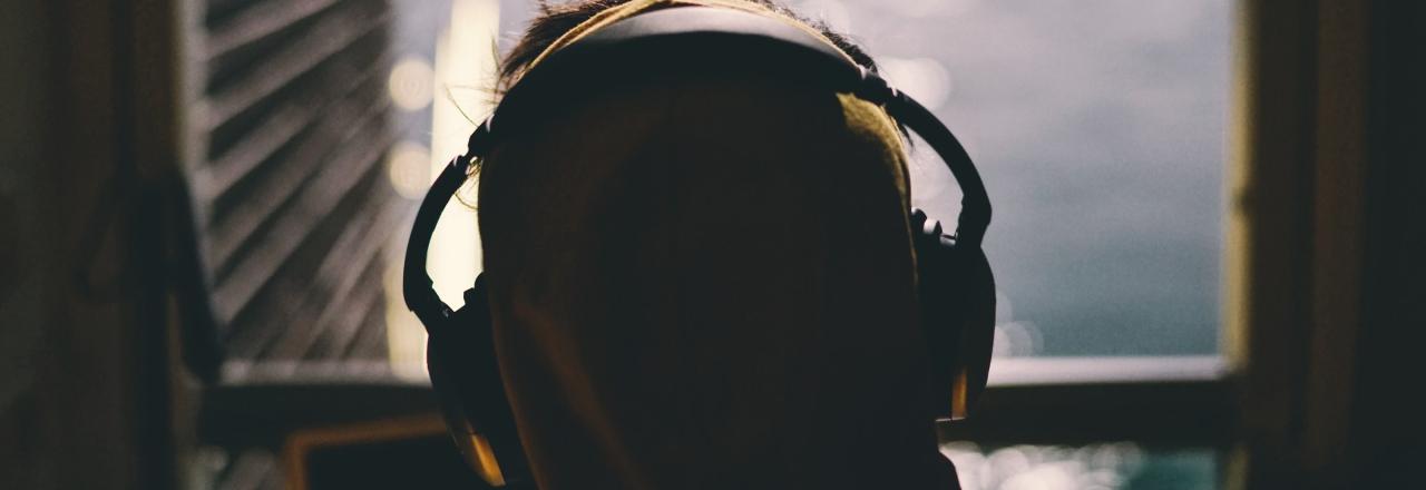 Revolutionäre Audiotechnologiefirma IRIS bringt lang erwartete Kopfhörer heraus