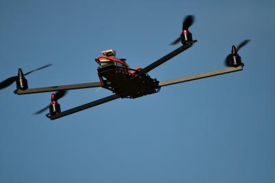 Abwehrmöglichkeit von Drohnen auf Flughäfen