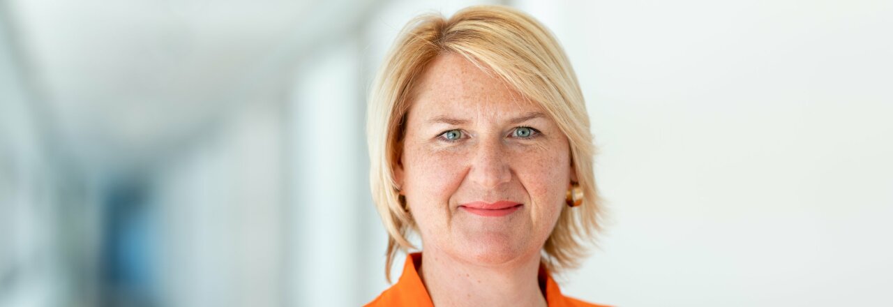 Helga Krismer: „Offene Schweinestall Türen und Tempo 100 für Verbrenner“