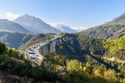 Alpenvereine fordern Verkehrswende für den Alpenraum